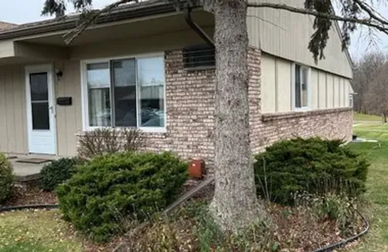 25225 POTOMAC DR # 8, SOUTH LYON, MI, 48..., South Lyon, MI 48178