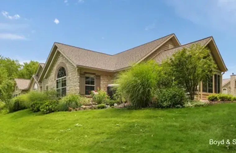 5279 FAWN CREEK DR, WYOMINGCITY_KENT, MI..., Wyomingcity_kent, MI 49418