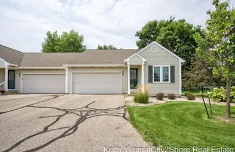 6185 GLENEAGLE HIGHLANDS DR, GEORGETOWNC..., Georgetownchartertownship_ottawa, MI 49426