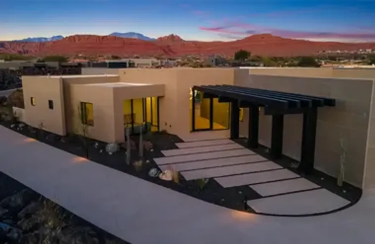 2031 N LAVA ROCK CIR, ST GEORGE, UT, 847..., St George, UT 84770