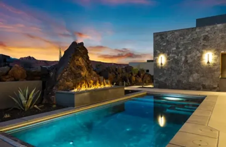 2643 W MESA TRAILS WAY, ST GEORGE, UT, 8..., St George, UT 84770