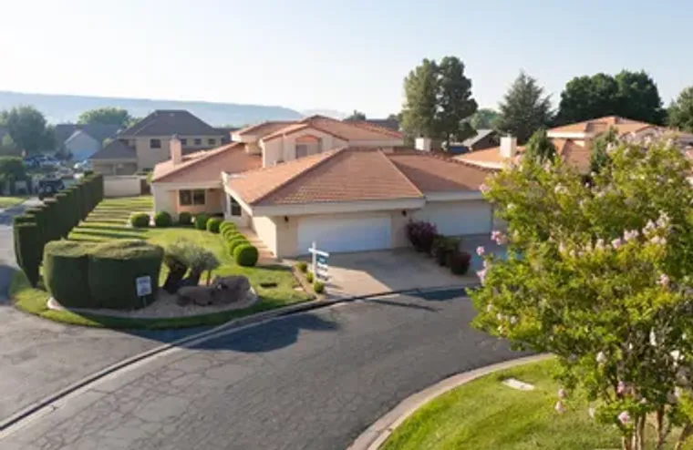 1165 W INDIAN HILLS DR 2A, ST GEORGE, UT..., St George, UT 84770