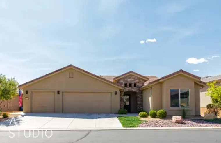 1501 W GRAPEVINE DR, ST GEORGE, UT, 8479..., St George, UT 84790