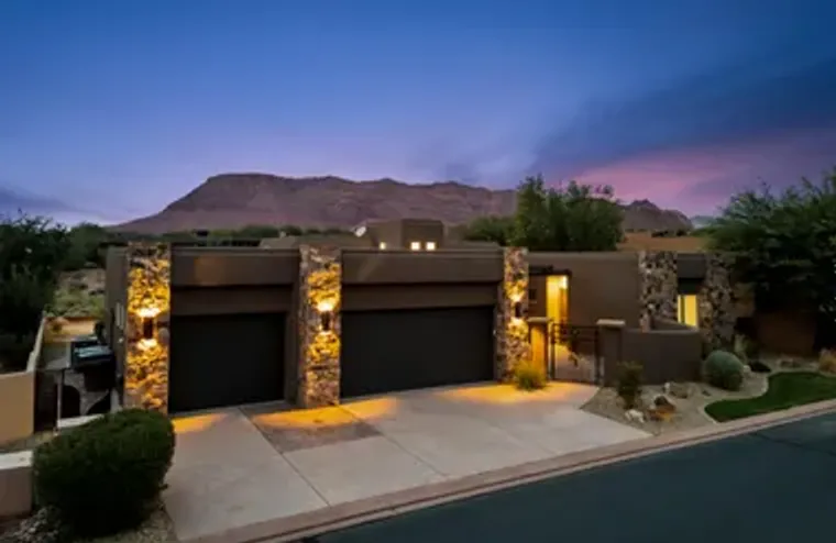 3052 N SNOW CANYON PKWY 105, ST GEORGE, ..., St George, UT 84770