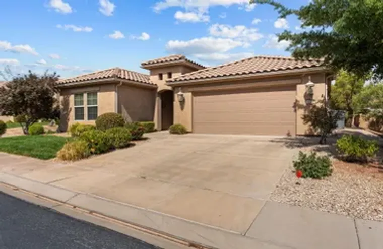 4652 S MEDALLION DR, ST GEORGE, UT, 8479..., St George, UT 84790