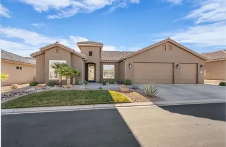 1425 W WILD SAGE DR, ST GEORGE, UT, 8479..., St George, UT 84790