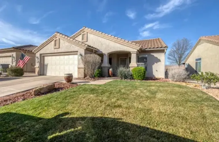 4392 S KIVA HILL DR, ST GEORGE, UT, 8479..., St George, UT 84790