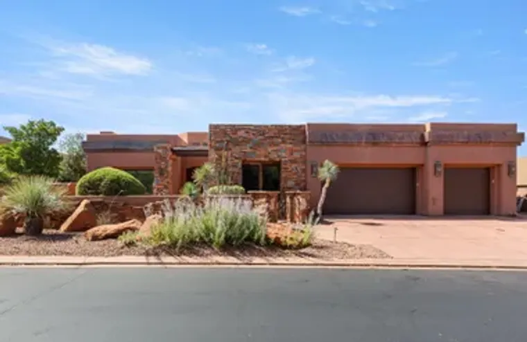 3052 N SNOW CANYON PKWY 6, ST GEORGE, UT..., St George, UT 84770
