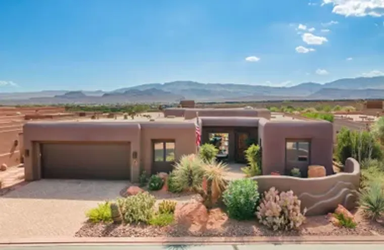 2336 W W ENTRADA TRL 8, ST GEORGE, UT, 8..., St George, UT 84770