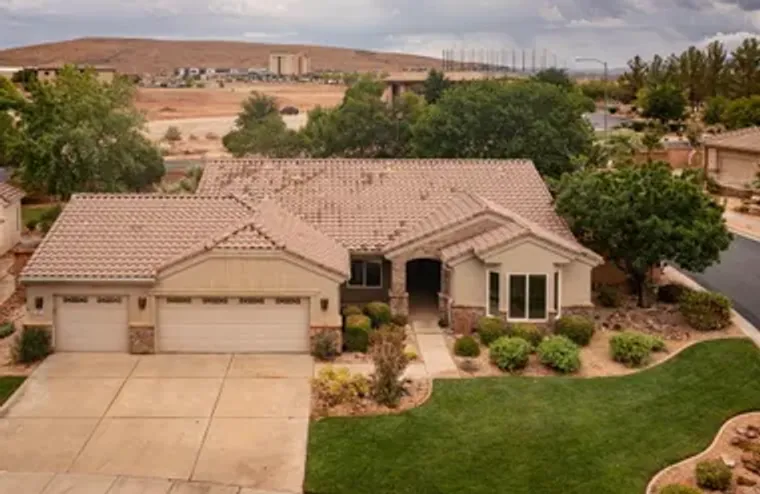 4475 S ROUND HILL DR, ST GEORGE, UT, 847..., St George, UT 84790