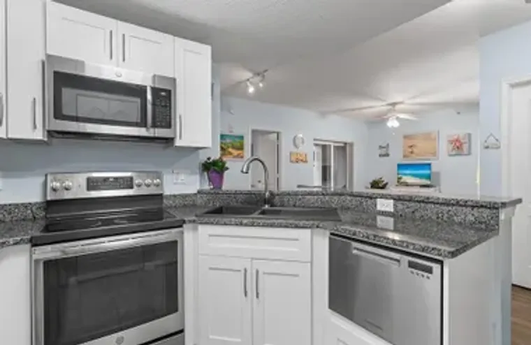 5095 FAIRWAYS CIR APT I102, VERO BEACH, ..., Vero Beach, FL 32967