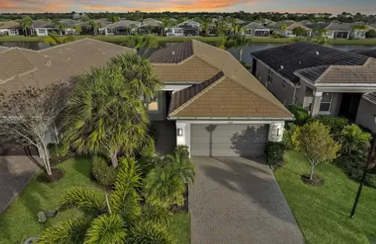 11729 SW GOLDEN FALLS LN, PORT ST LUCIE,..., Port St Lucie, FL 34987