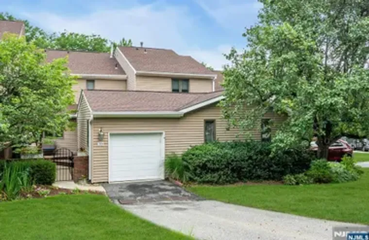 39 LITCHULT LN, MAHWAH, NJ, 07430, Mahwah, NJ 07430