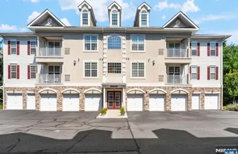 4 SLATE CT APT A3, WOODLAND PARK, NJ, 07..., Woodland Park, NJ 07424