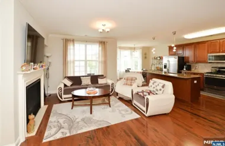 3 PEBBLE RD UNIT D2, WOODLAND PARK, NJ, ..., Woodland Park, NJ 07424