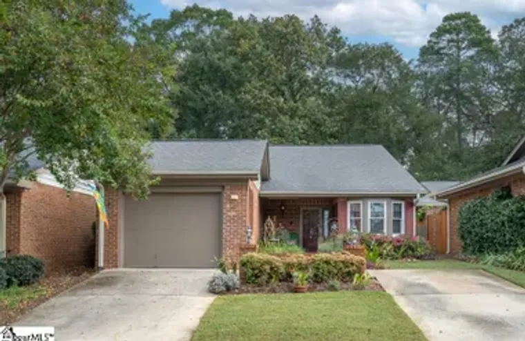 123 HUMMINGBIRD RDG, GREENVILLE, SC, 296..., Greenville, SC 29605