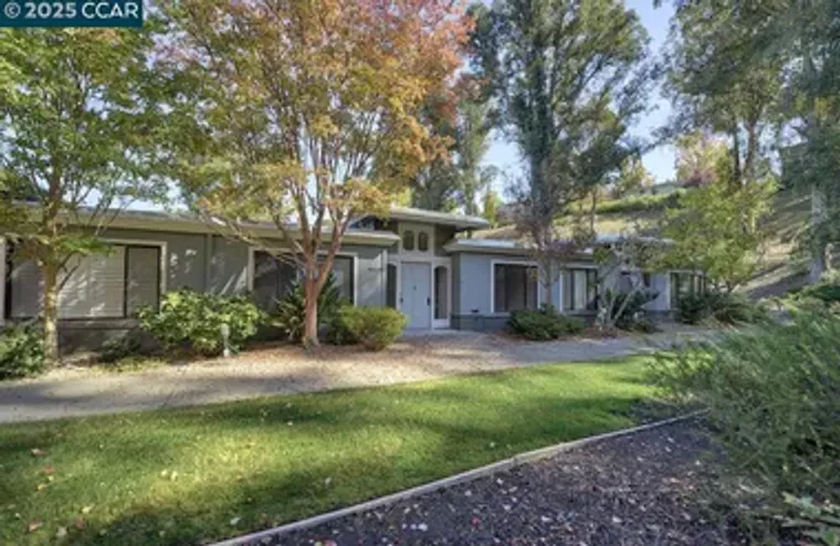 1137 STANLEY DOLLAR DR 5, WALNUT CREEK, ..., Walnut Creek, CA 94595