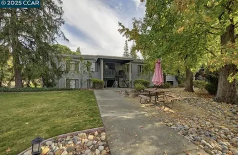 3033 GOLDEN RAIN RD 4, WALNUT CREEK, CA,..., Walnut Creek, CA 94595