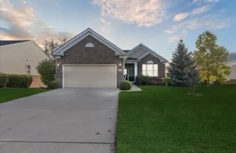 9525 PINE VALLEY DR, GRAND BLANC, MI, 48..., Grand Blanc, MI 48439