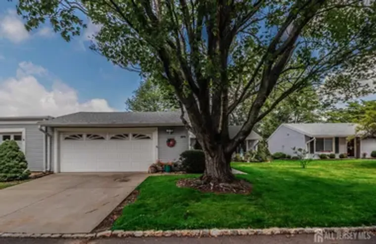 109 HEMLOCK PLZ, MONROE, NJ, 08831, Monroe, NJ 08831