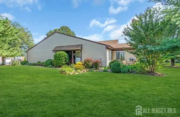 8 ETHAN ALLEN DR A, MONROE, NJ, 08831, Monroe, NJ 08831