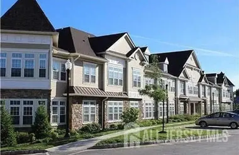 4207 CEDAR VILLAGE BLVD, EAST BRUNSWICK,..., East Brunswick, NJ 08816