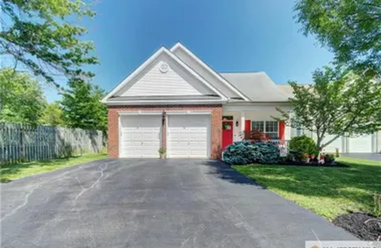 10 HOLLY MANOR CT, HELMETTA, NJ, 08828, Helmetta, NJ 08828