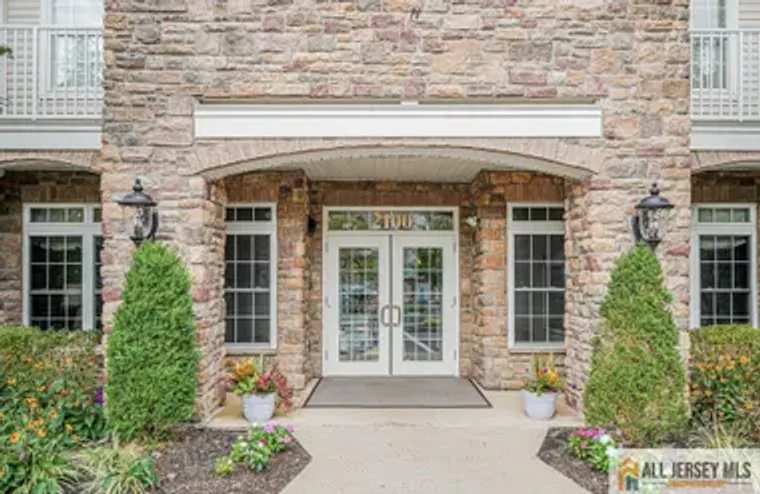 2206 FALSTON CIR # 2206, OLD BRIDGE, NJ,..., Old Bridge, NJ 08857