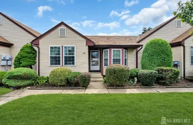 27 BENJAMIN FRANKLIN DR B, MONROE, NJ, 0..., Monroe, NJ 08831