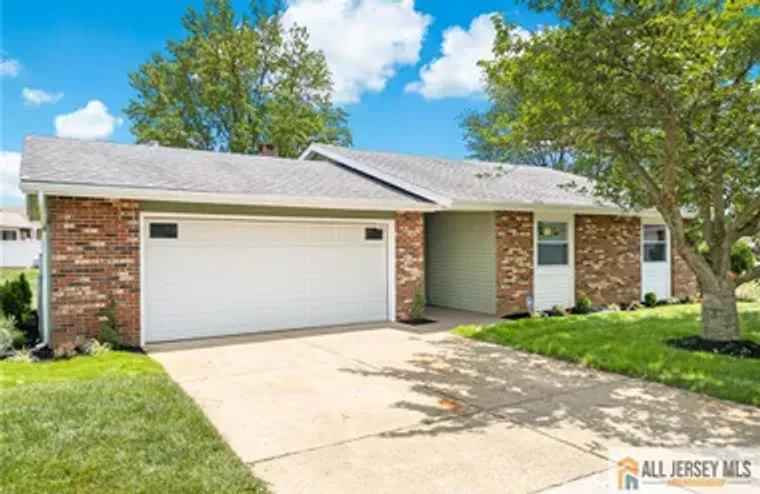 321 PERSICA PLZ 321A, MONROE, NJ, 08831, Monroe, NJ 08831