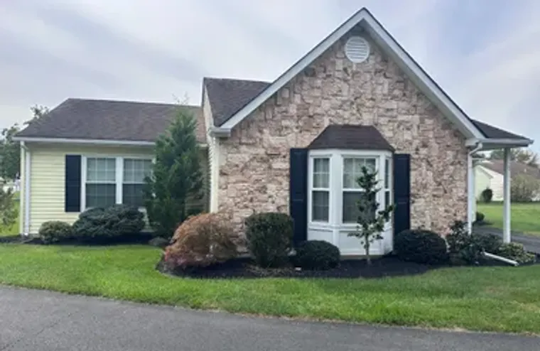 17 IVY RIDGE CLOSE, FREEHOLD, NJ, 07728, Freehold, NJ 07728