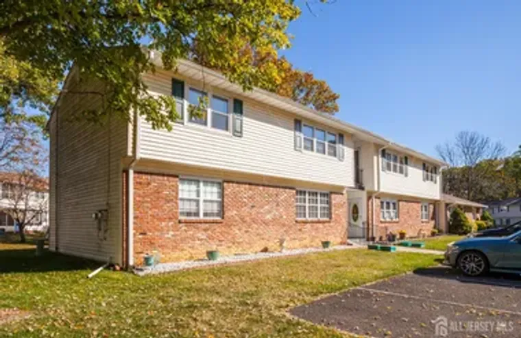 56 GALEWOOD DR A, MATAWAN, NJ, 07747, Matawan, NJ 07747