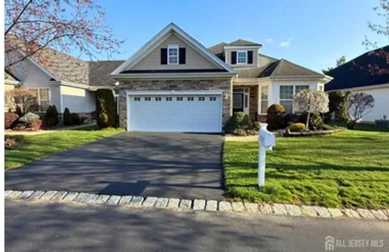 120 CRESCENT WAY, MONROE, NJ, 08831, Monroe, NJ 08831