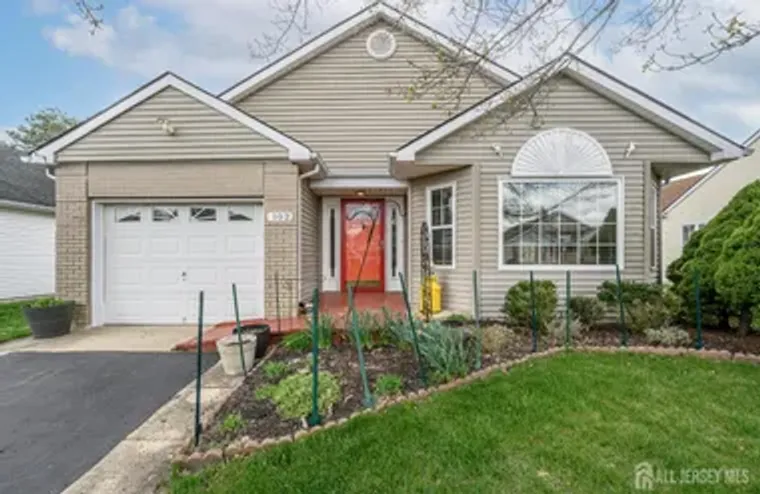 102 CANTERBURY LN, TOMS RIVER, NJ, 08757, Toms River, NJ 08757