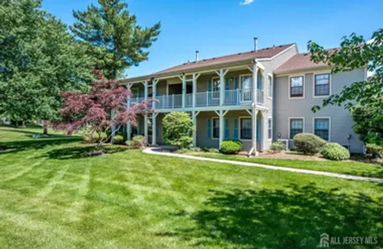 294 HATFIELD LN, EAST BRUNSWICK, NJ, 088..., East Brunswick, NJ 08816