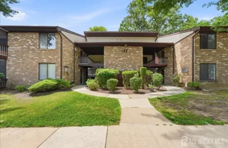 162 CROSS SLOPE CT F, MANALAPAN, NJ, 077..., Manalapan, NJ 07726