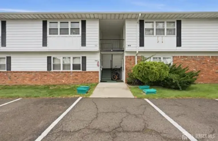63 63-C GALEWOOD DR C, OLD BRIDGE, NJ, 0..., Old Bridge, NJ 07747