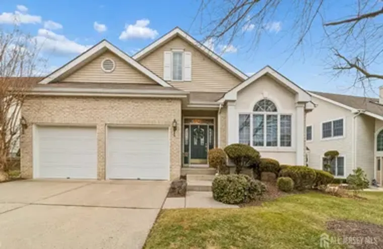 4 TRENT RD, MONROE, NJ, 08831, Monroe, NJ 08831