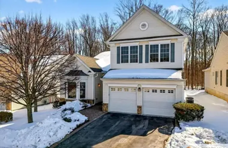 38 EDGEMERE DR, SOUTH BRUNSWICK, NJ, 088..., South Brunswick, NJ 08824