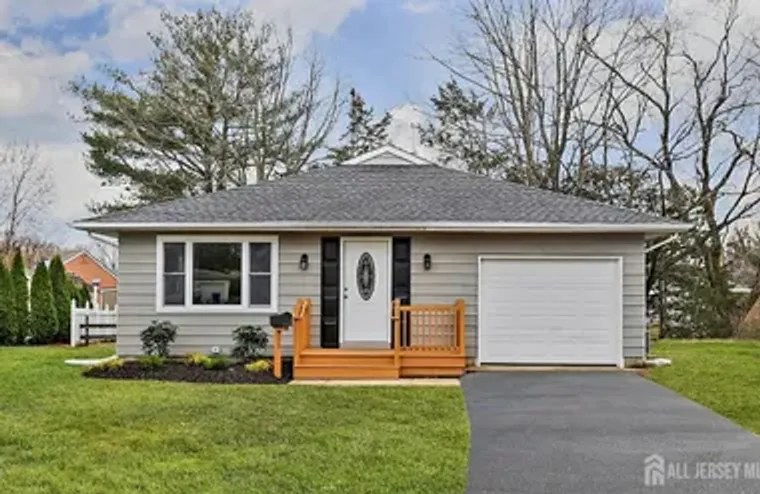 16 HARE BELL HOLW, TOMS RIVER, NJ, 08755, Toms River, NJ 08755