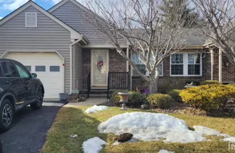 10-B MOLLY PITCHER CT, MONROE, NJ, 08831, Monroe, NJ 08831