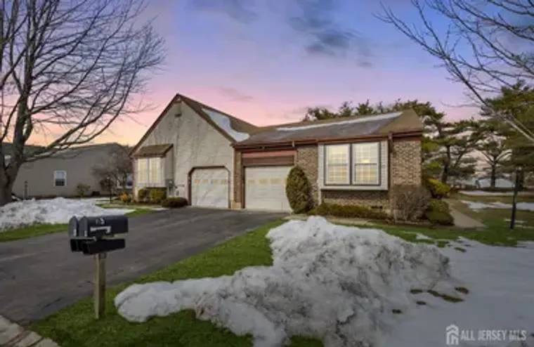 145 CONCORDIA CIR A, MONROE, NJ, 08831, Monroe, NJ 08831