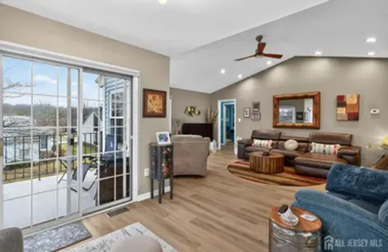 5 SCARBOROUGH RD D, MONROE, NJ, 08831, Monroe, NJ 08831