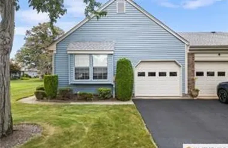 16 ALEXANDER HAMILTON CT B, MONROE, NJ, ..., Monroe, NJ 08831