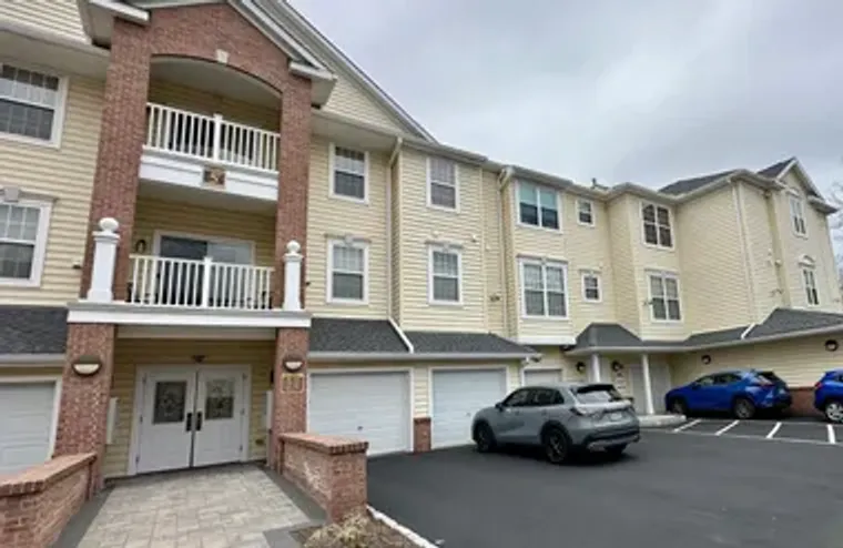 2303 NEVILLE CT, FRANKLIN TWSP, NJ, 0887..., Franklin Twsp, NJ 08873