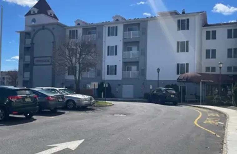 100 JOHN T O LEARY BLVD 327, SOUTH AMBOY..., South Amboy, NJ 08879