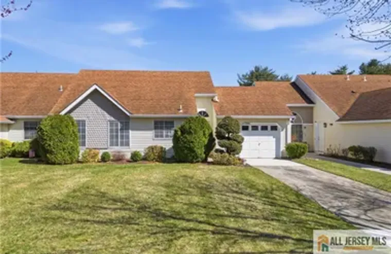 1213 LINDERA PLZ B, MONROE, NJ, 08831, Monroe, NJ 08831