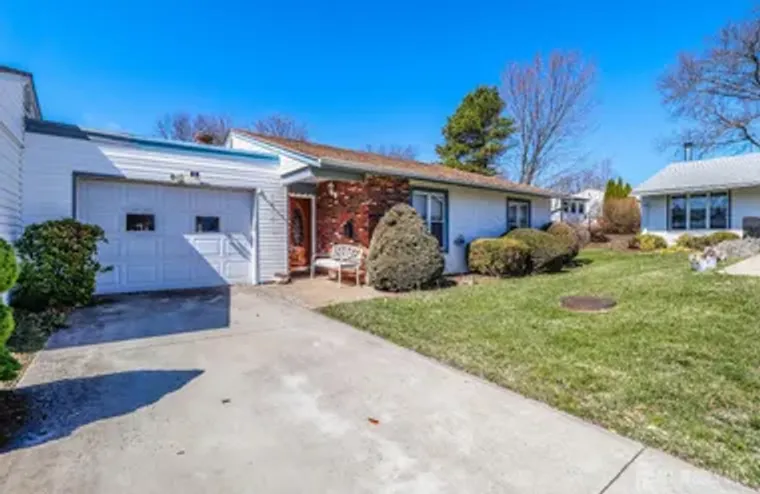 101-C DOGWOOD PLZ, MONROE, NJ, 08831, Monroe, NJ 08831