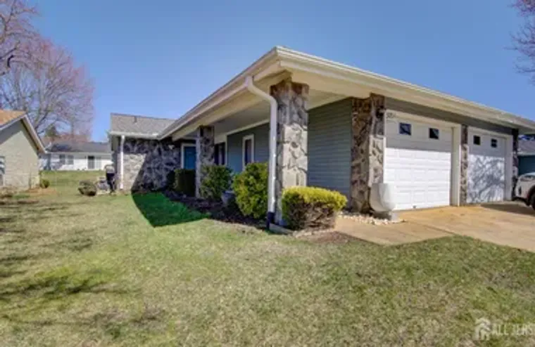 371-A DURANTA PLZ, MONROE, NJ, 08831, Monroe, NJ 08831