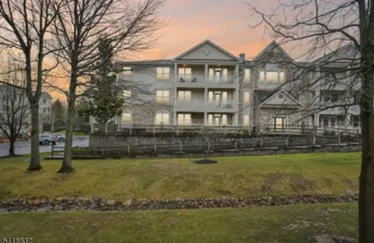 1209 HOLLY LN, CEDAR GROVE TWP., NJ, 070..., Cedar Grove Twp., NJ 07009